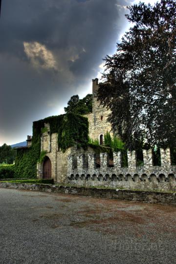 Castello, Pontedellolio (PC).jpg